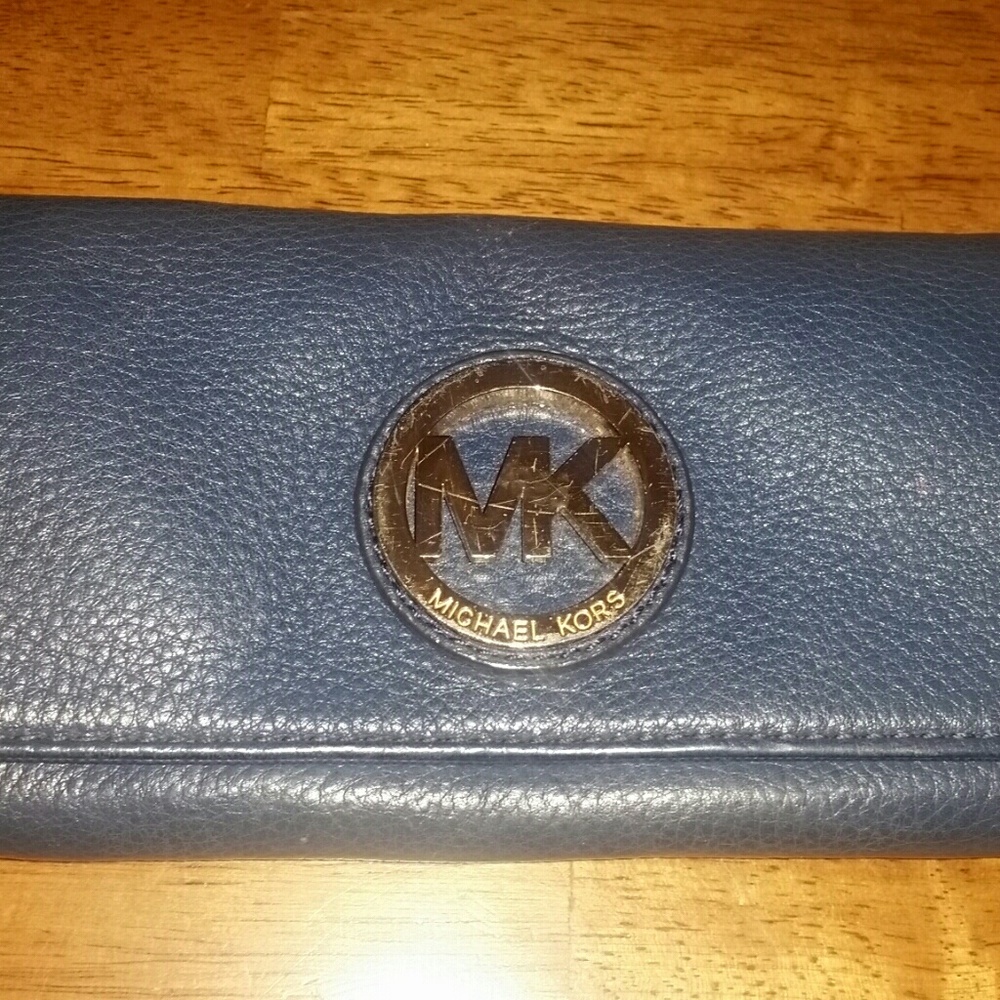 Authentic Mk wallet PRICED TO SELL